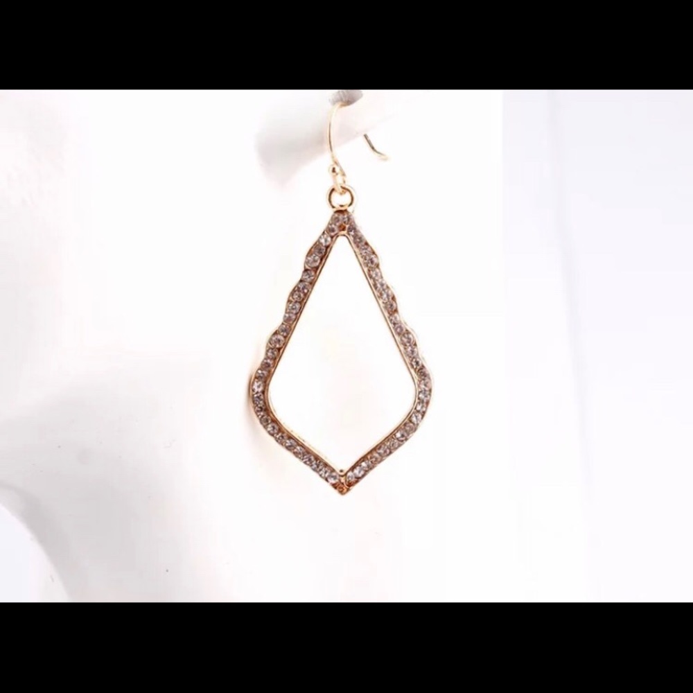 NEW 🌸 Rhinestone teardrop earrings silver - Picture 5 of 5